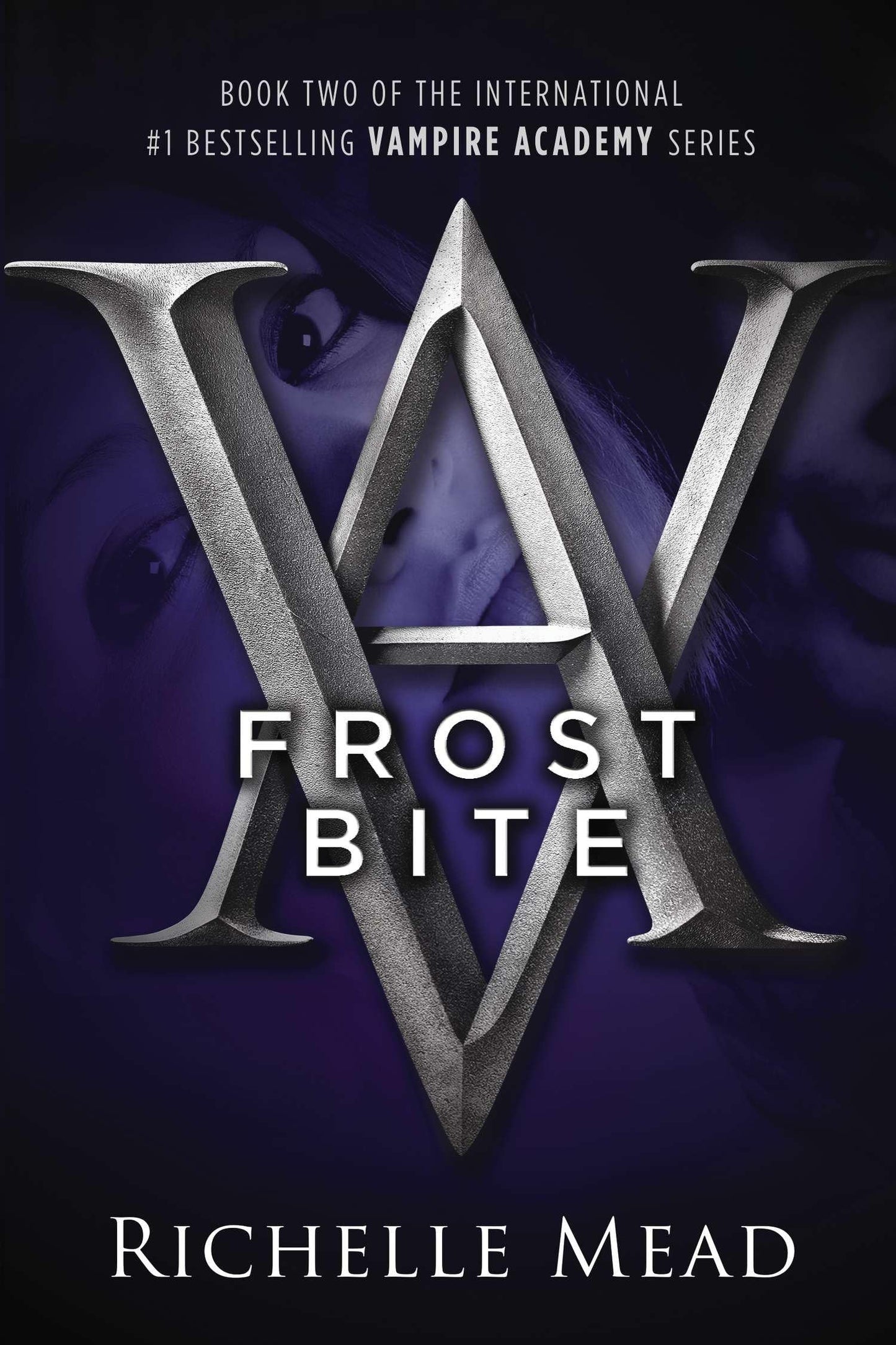 Frostbite (Vampire Academy, Book 2) by Richelle Mead