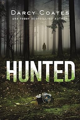Hunted
by Darcy Coates