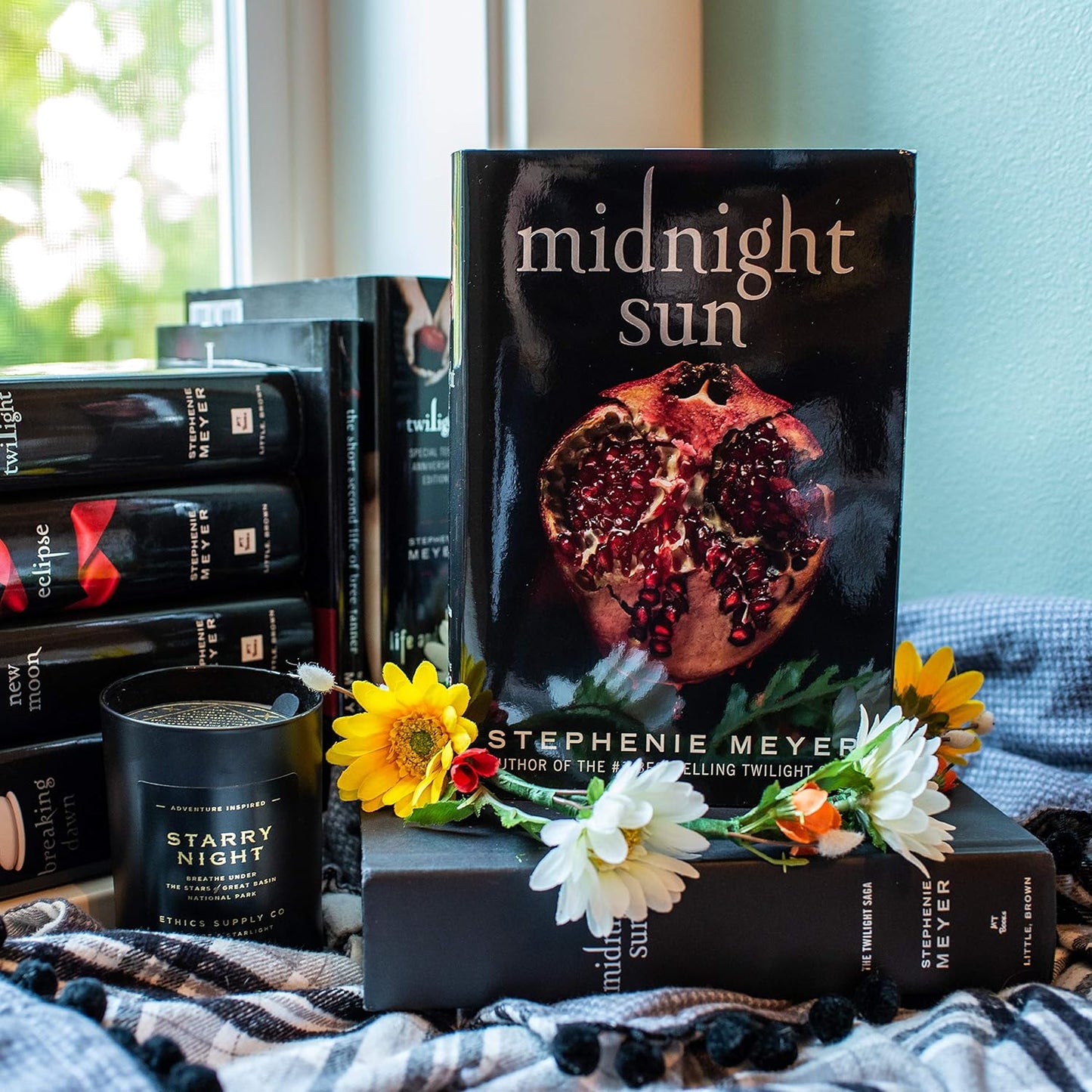 Midnight Sun by Stephenie Meyer